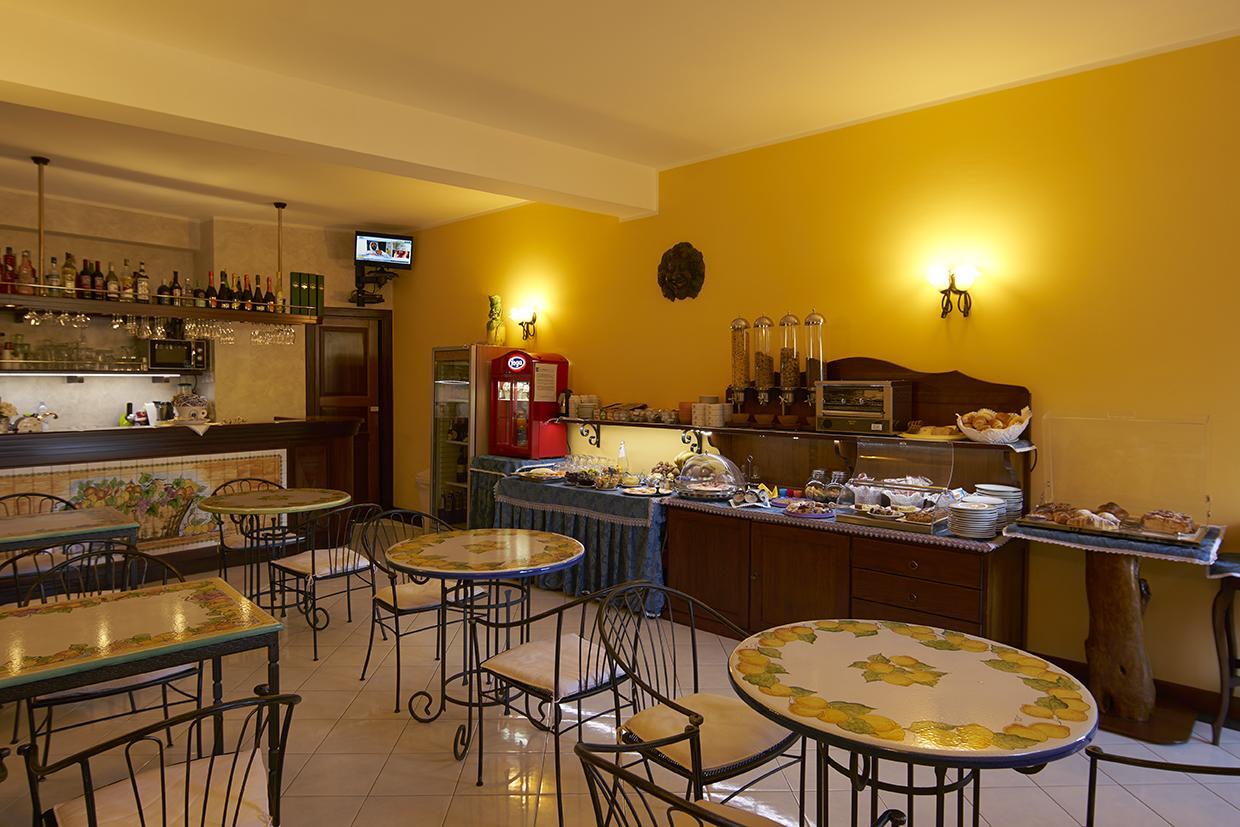 Hotel A Pinnata Lipari  Exterior photo